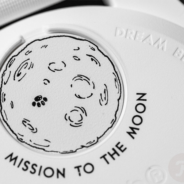 ساعت امگا سواچ مدل Omega x Swatch Mission To Moonphase Snoopy